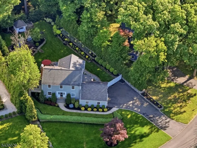 62 Fells Rd, Verona, NJ 07044 - #1