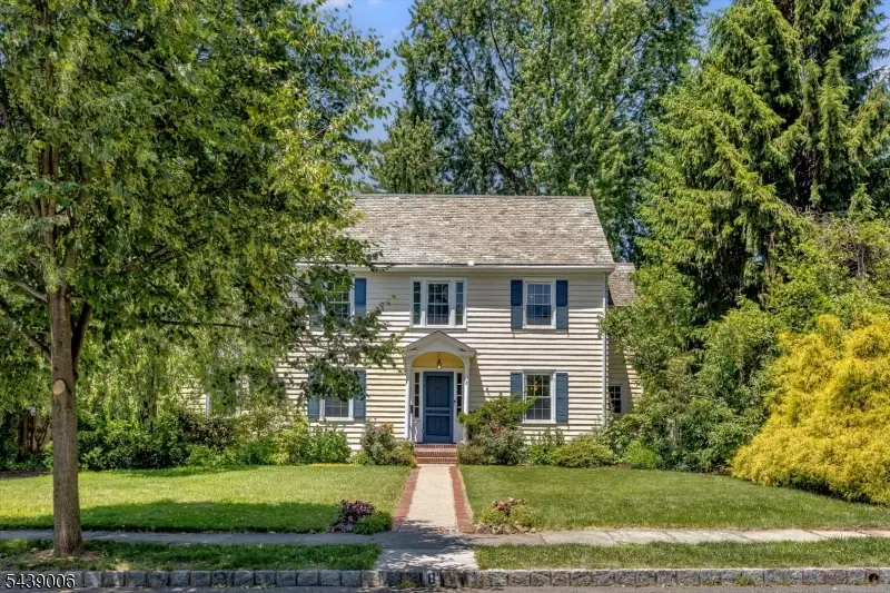 8 Summit St, Glen Ridge, NJ 07028 - #1