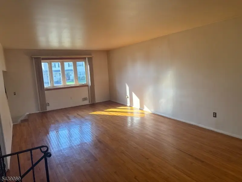13 Patton Dr, Franklin, NJ 08873 - #3