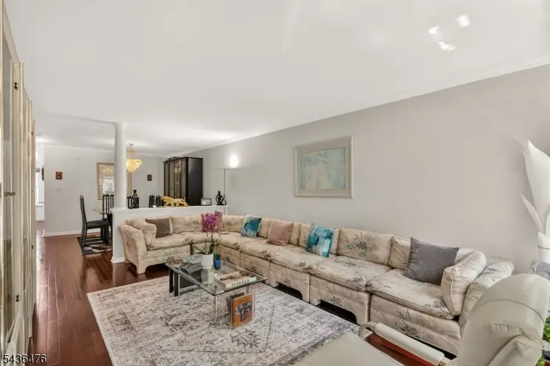 3006 Johnson Cir, Bradley Gardens, NJ 08807 - #3