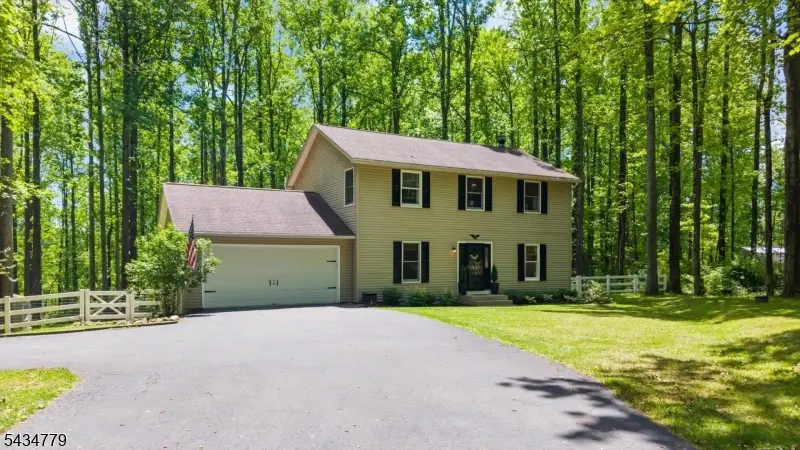 219 Buckley Ave, White, NJ 07863 - #1