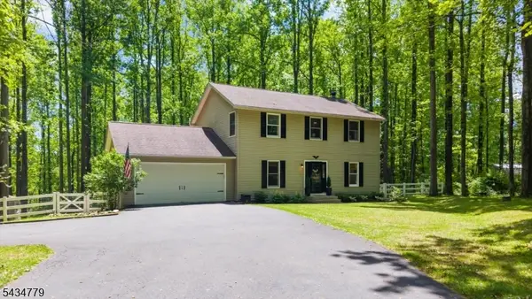 219 Buckley Ave, White Twp., NJ 07863
