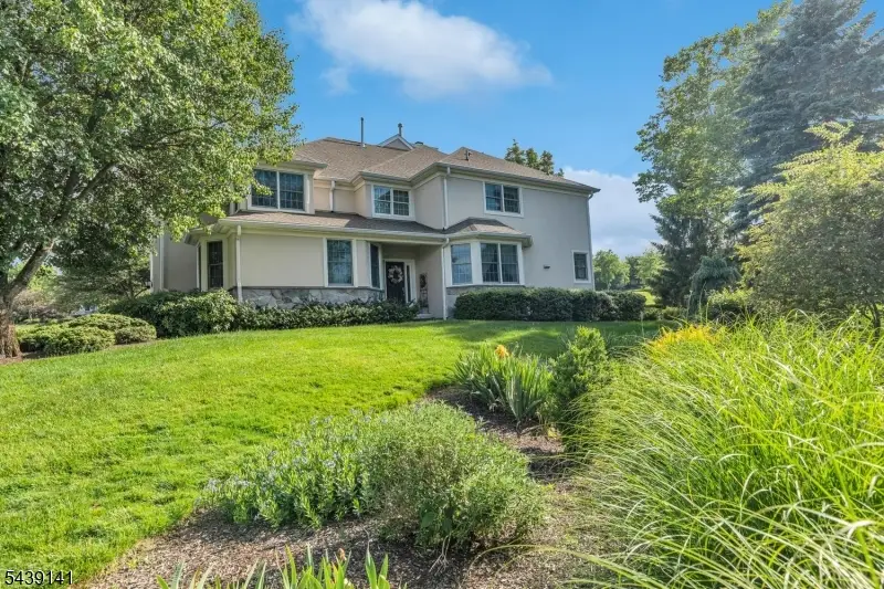 24 Benedict Cres, The Hills, NJ 07920 - #1