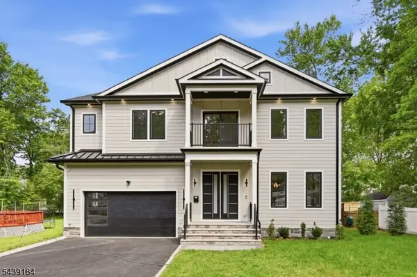 20 Hampton Ter, Livingston Twp., NJ 07039