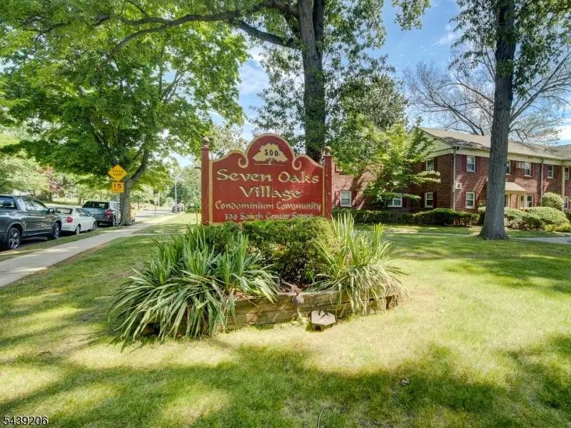 500 S Center St #E11, Orange, NJ 07050 - #2