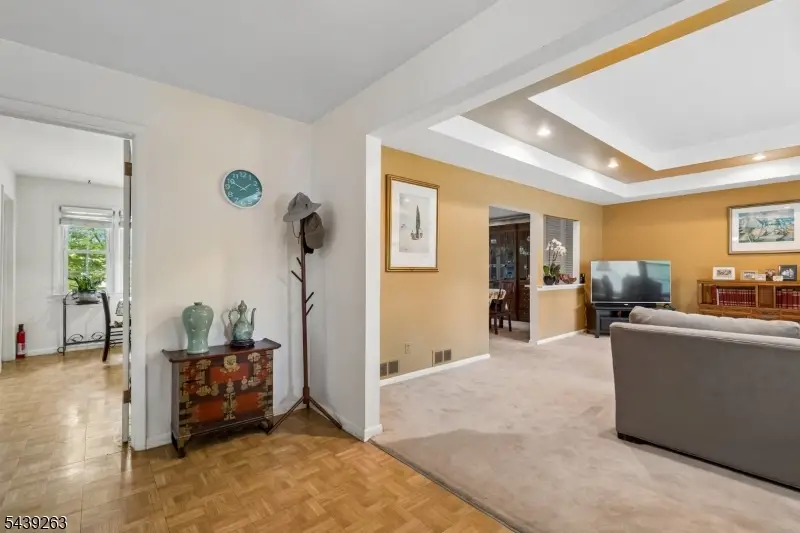 44 Korwel Cir, West Orange, NJ 07052 - #3