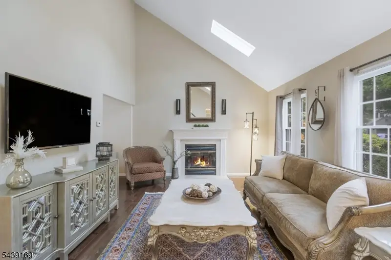 11 Hampton Ct, Bernards, NJ 07920 - #3