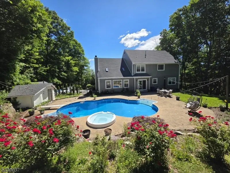 1 Wood Hollow Trl, Oak Ridge, NJ 07438 - #2