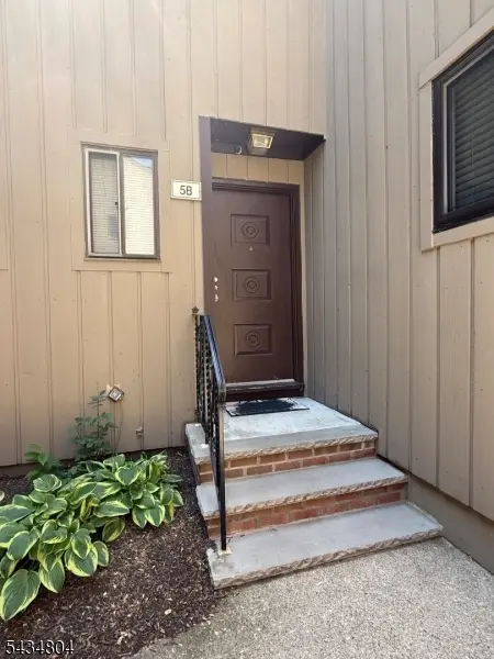 38 Park St #B, Florham Park, NJ 07932 - #2