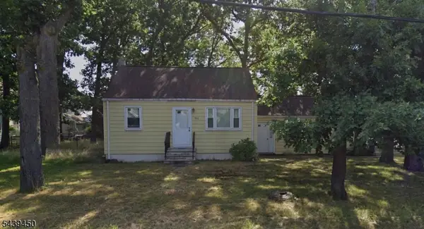 906 Englishtown Rd, Old Bridge Twp., NJ 08857