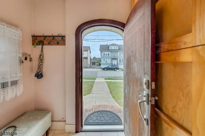 541 Page Ave, Lyndhurst, NJ 07071 - #2