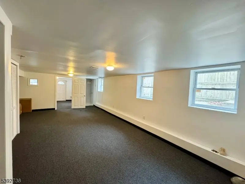 233 Malvern St, Newark, NJ 07105 - #3