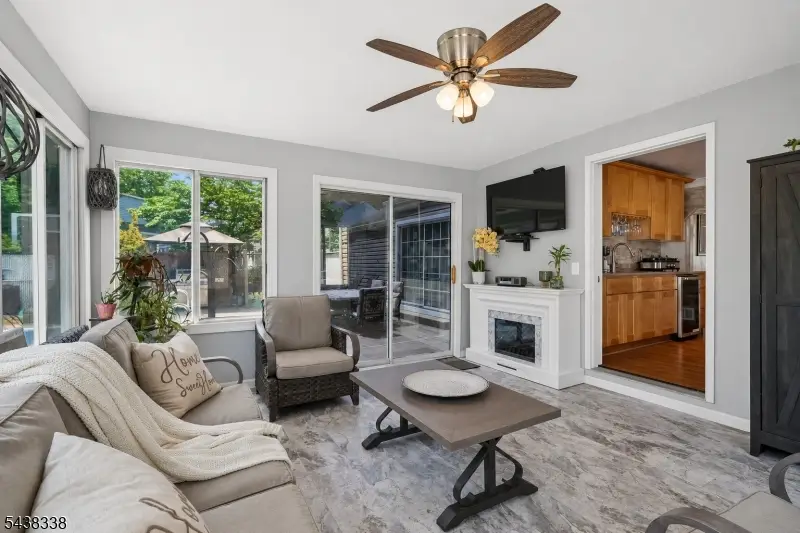 1983 Barnett St, Rahway, NJ 07065 - #2