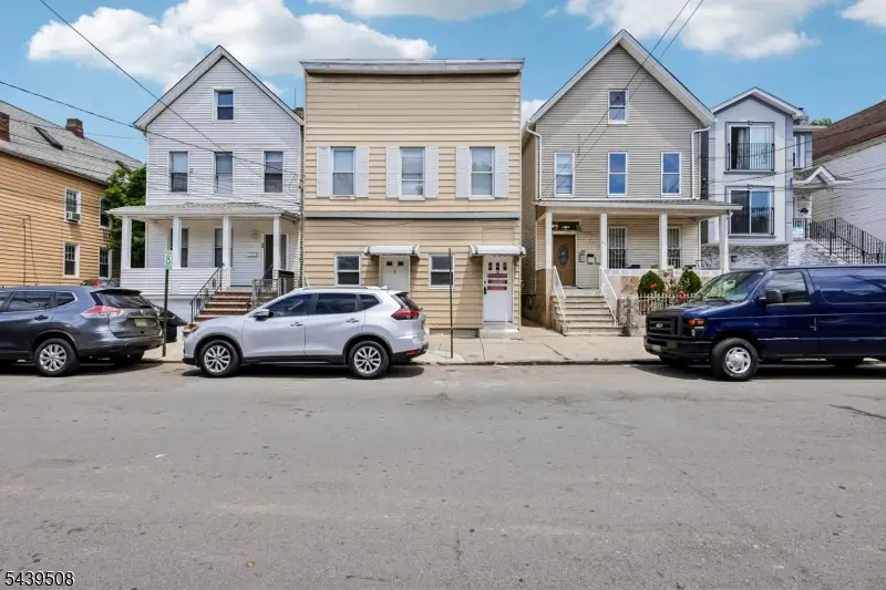 523 Franklin St, Elizabeth, NJ 07206 - #1