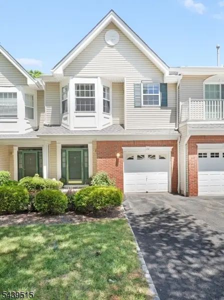 28 Kensington Dr, Randolph, NJ 07869 - #1