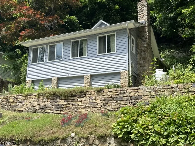 180 Lakeside Dr, Mountain Lake, NJ 07823 - #1