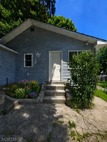 180 Lakeside Dr, Mountain Lake, NJ 07823 - #2