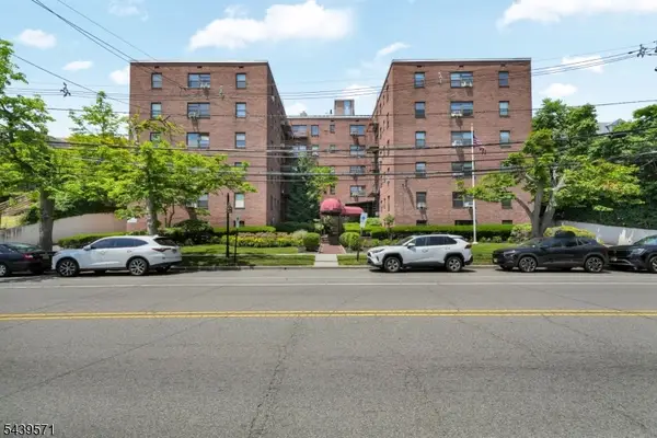 130 Orient Way #4E, Rutherford Boro, NJ 07070