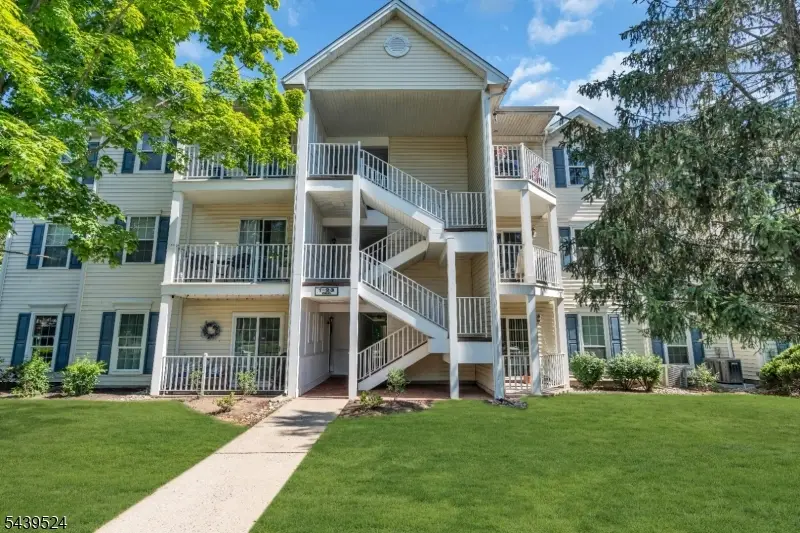 19 Amethyst Way #19, Franklin Park, NJ 08823 - #2