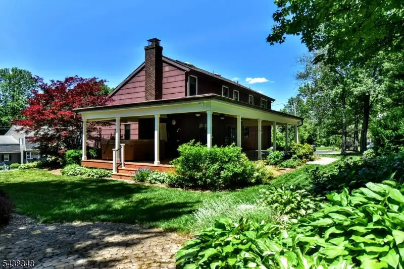 16 Weeden Dr, West Milford, NJ 07480 - #1
