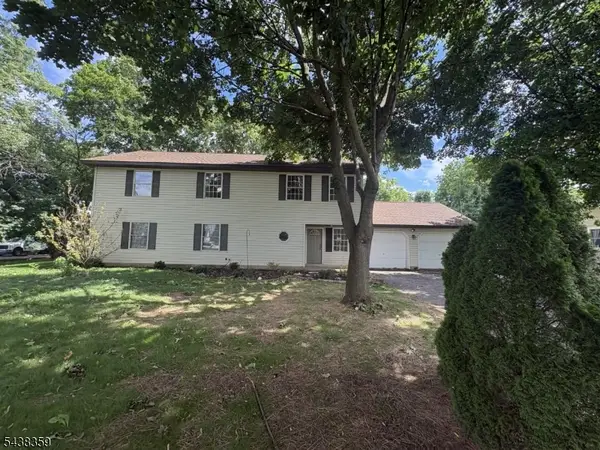 940 Hobson St, Alpha Boro, NJ 08865