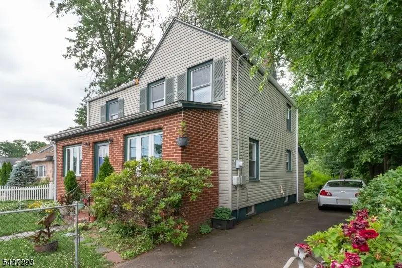 204 Vine St, Roselle, NJ 07203 - #2