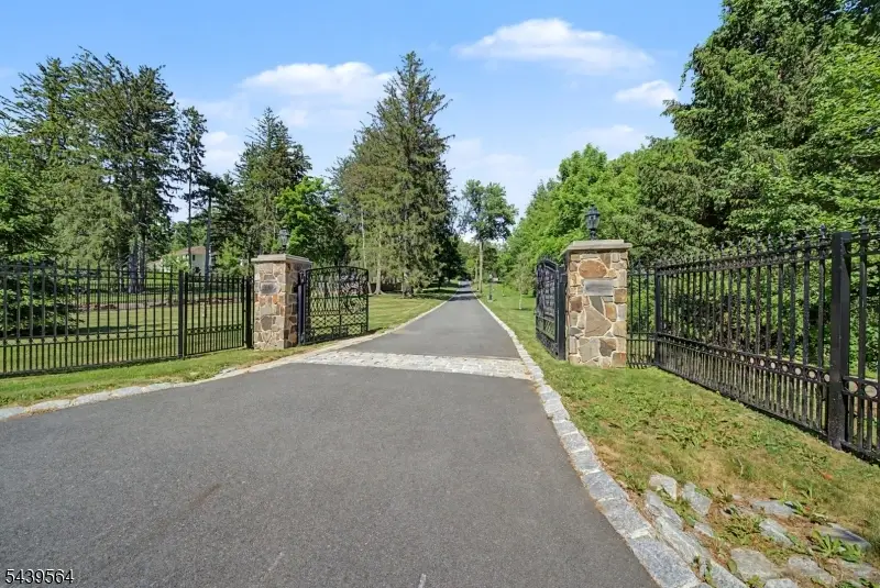 235 Old Chester Rd, Chester, NJ 07930 - #2