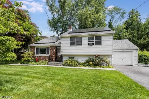 22 Forest Trl, Denville Twp., NJ 07834