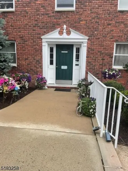 199C N. Beverwyck Rd. #21, Parsippany-Troy Hills Twp., NJ 07054
