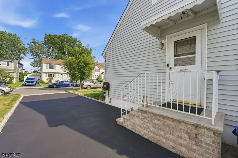 23 Madison St, Belleville, NJ 07109 - #3