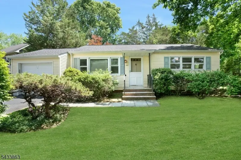 200 Runnymede Pkwy, New Providence, NJ 07974 - #1