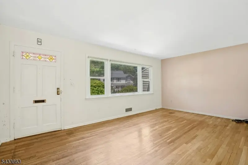 200 Runnymede Pkwy, New Providence, NJ 07974 - #3