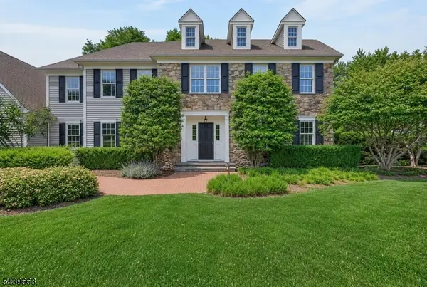15 Ramsey Rd, Clinton Twp., NJ 08833