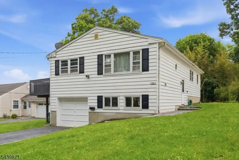 3 Summit Ave, Wharton, NJ 07885 - #2