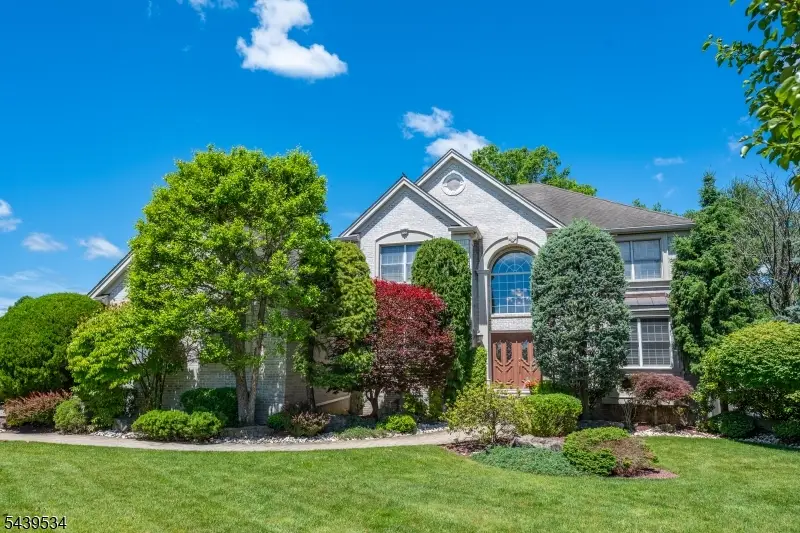 9 Ralph Dr, Fairfield, NJ 07004 - #1