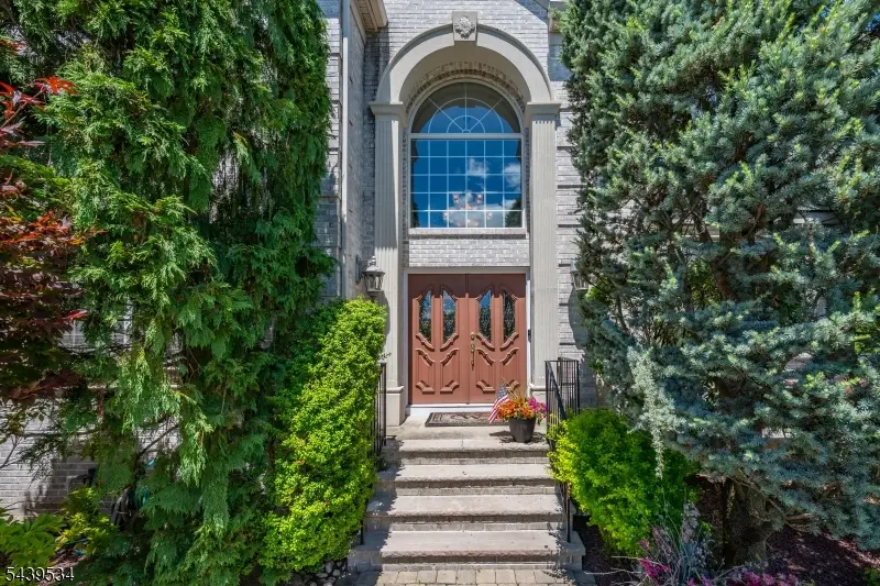 9 Ralph Dr, Fairfield, NJ 07004 - #3