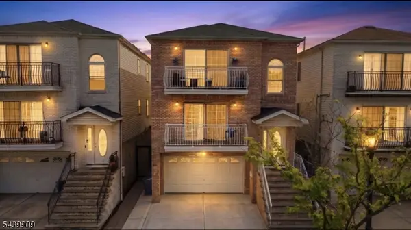 16 High St, Elizabeth City, NJ 07202