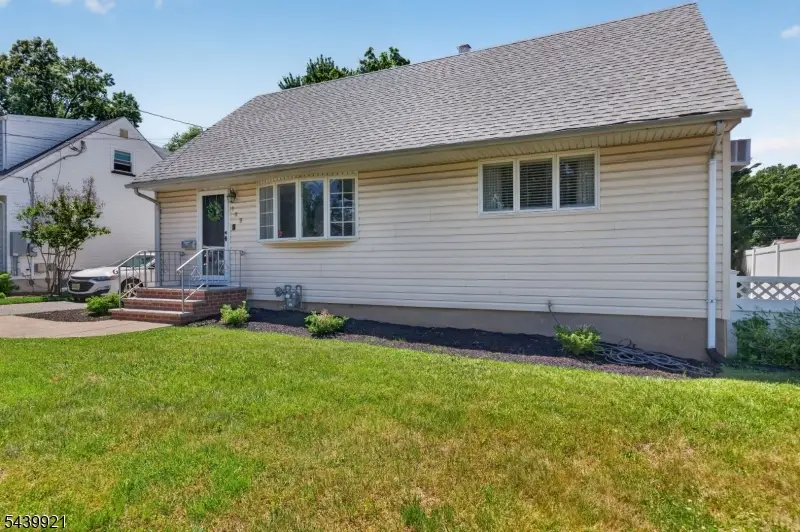 109 Carlson Pkwy, Cedar Grove, NJ 07009 - #3
