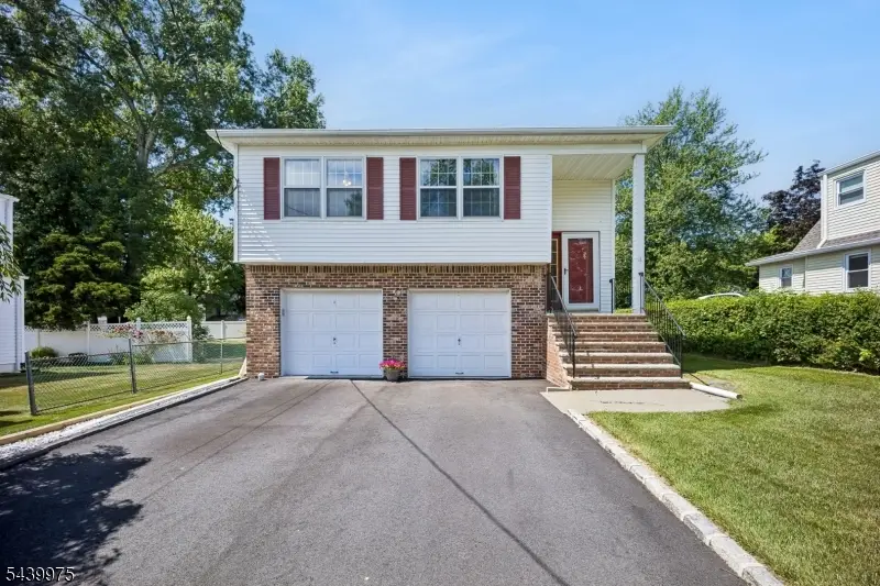 11 Pine Blvd, Cedar Knolls, NJ 07927 - #3