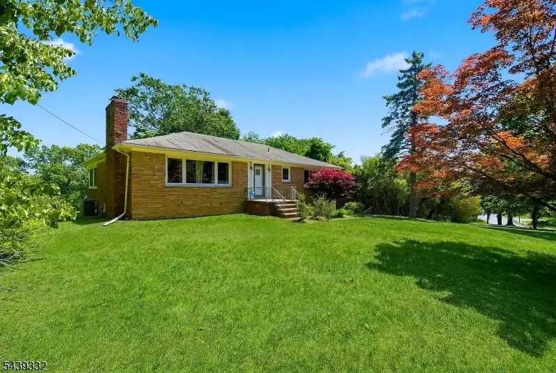 52 Manger Rd, West Orange, NJ 07052 - #3