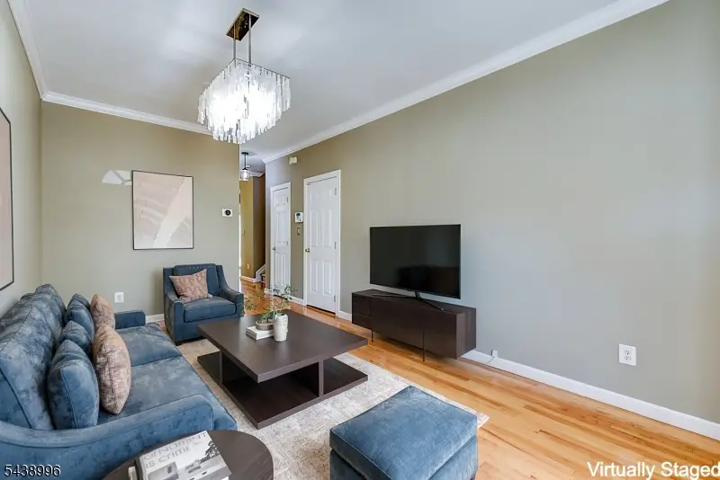 118 Barclay Dr, Nutley, NJ 07110 - #3