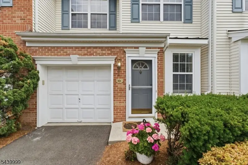 106 Barclay Dr, Nutley, NJ 07110 - #2