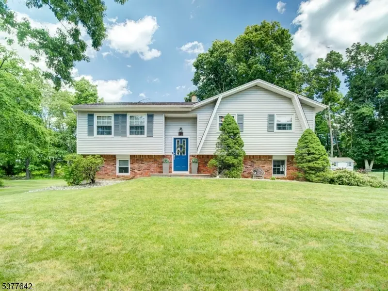17 Sunset Dr, Budd Lake, NJ 07828 - #1
