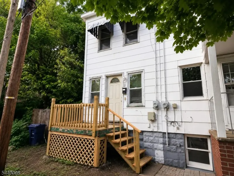 24 Johannis Pl, Plainfield, NJ 07063 - #3