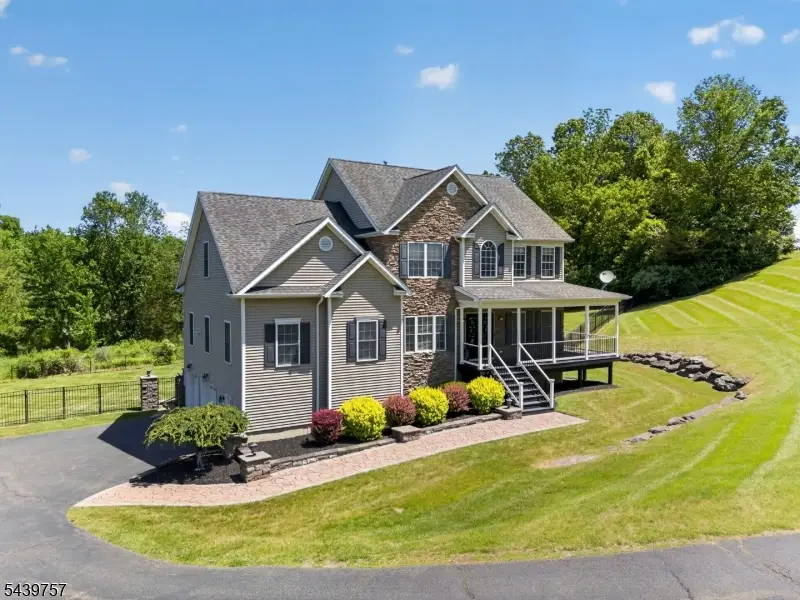 3 Walnut Trl, Andover, NJ 07860 - #2