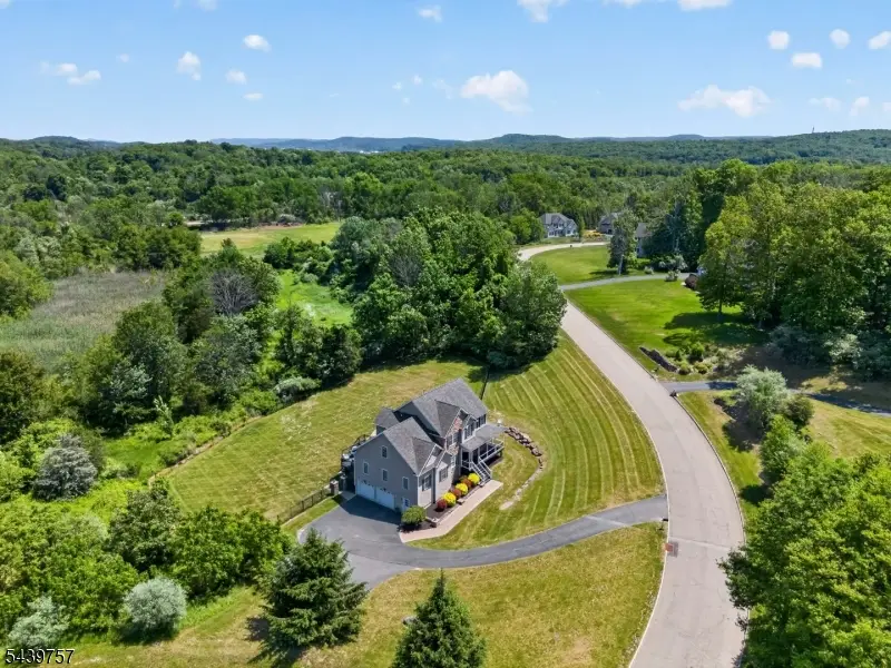 3 Walnut Trl, Andover, NJ 07860 - #3