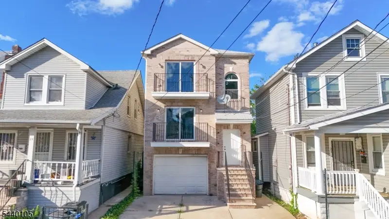 23 Edwin Pl, Newark, NJ 07112 - #1