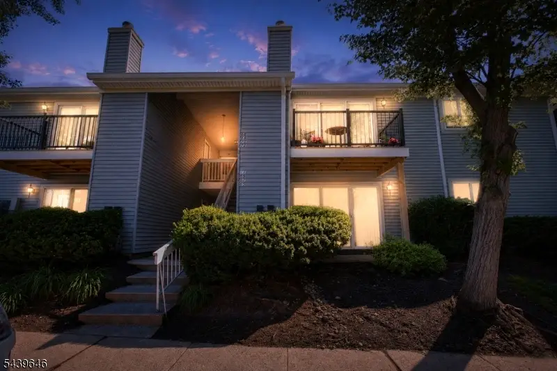 70 Haverhill Pl, Franklin, NJ 08873 - #1