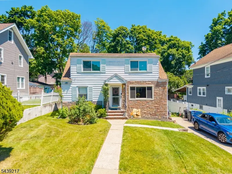 261 Shepard Ave, Englewood, NJ 07631 - #1