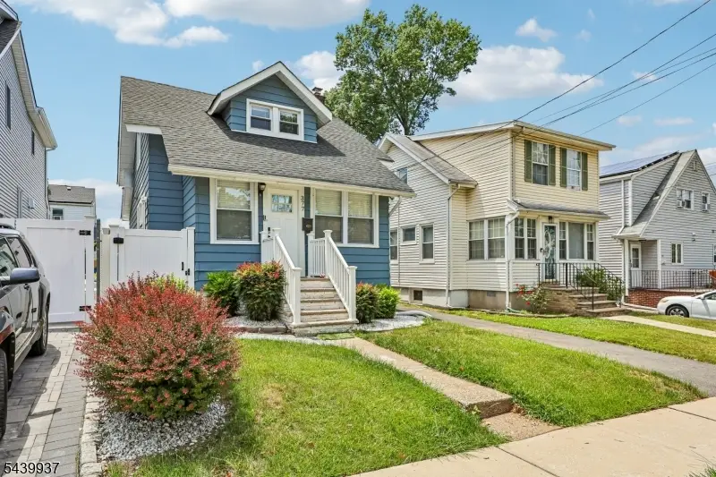 377 Parker Ave, Hackensack, NJ 07601 - #2